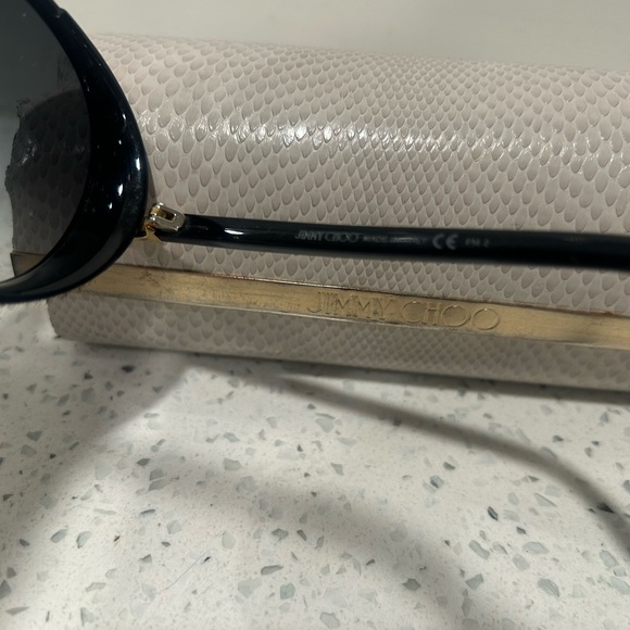 Woman’s Jimmy Choo Sunglasses. - Picture 6 of 9